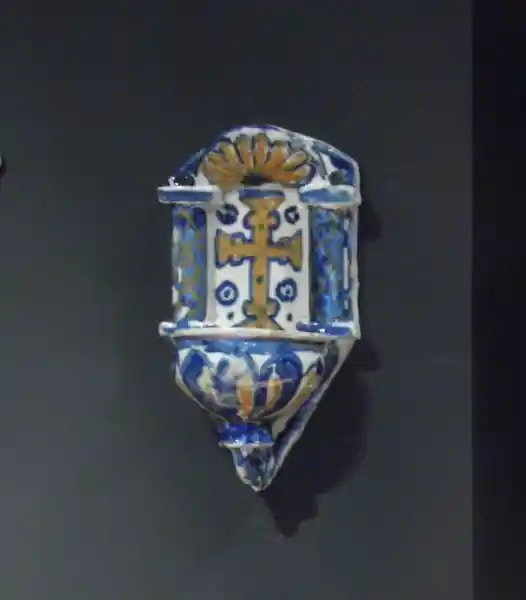 Cross with sun rays on top